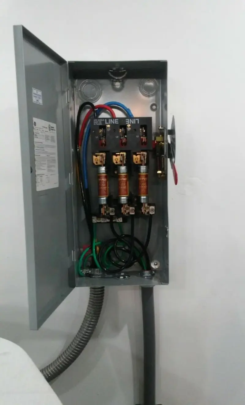 Three-phase disconnect switch installed for Electrical Wiring & Rewiring in Blanding